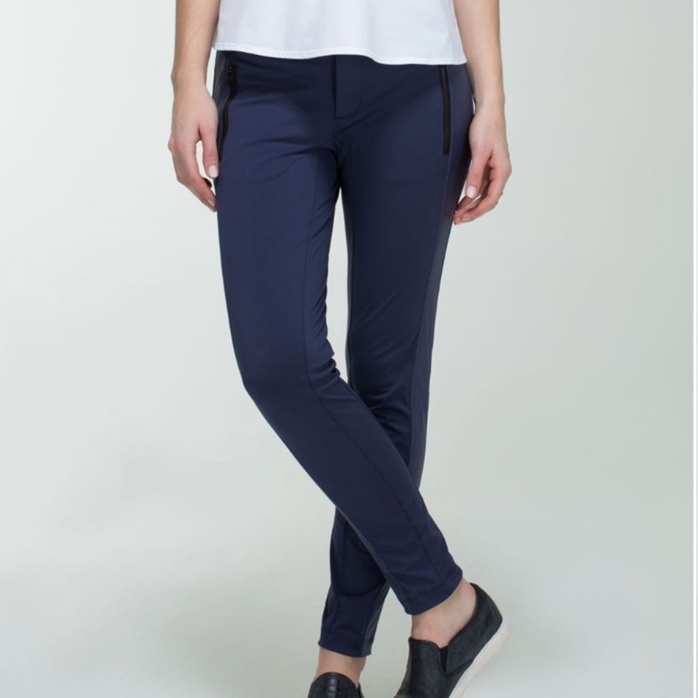 Lululemon Here To There Pant Cadet Blue Size 4/6